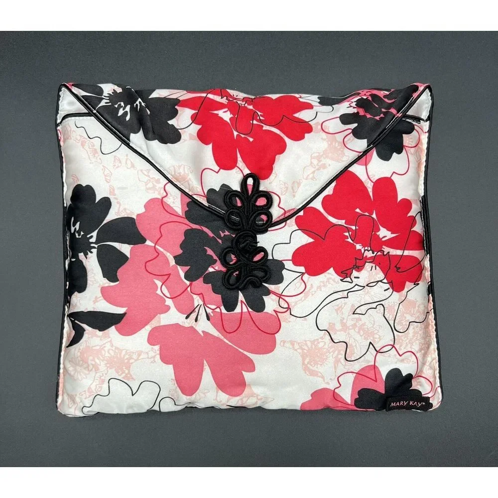 Mary Kay Exclusive Silky Cosmetic Bag‎ w/Large Pashmina Shawl Pink
